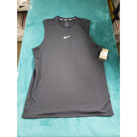 Nike Pro Tank Top Size 2XL XXL Mens Black Sleeveless Slim Race day Running NWT - Picture 1 of 9